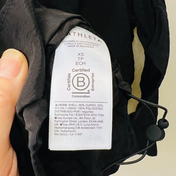 Athleta Arrival jacket in black, Size XS D23 - Picture 12 of 13